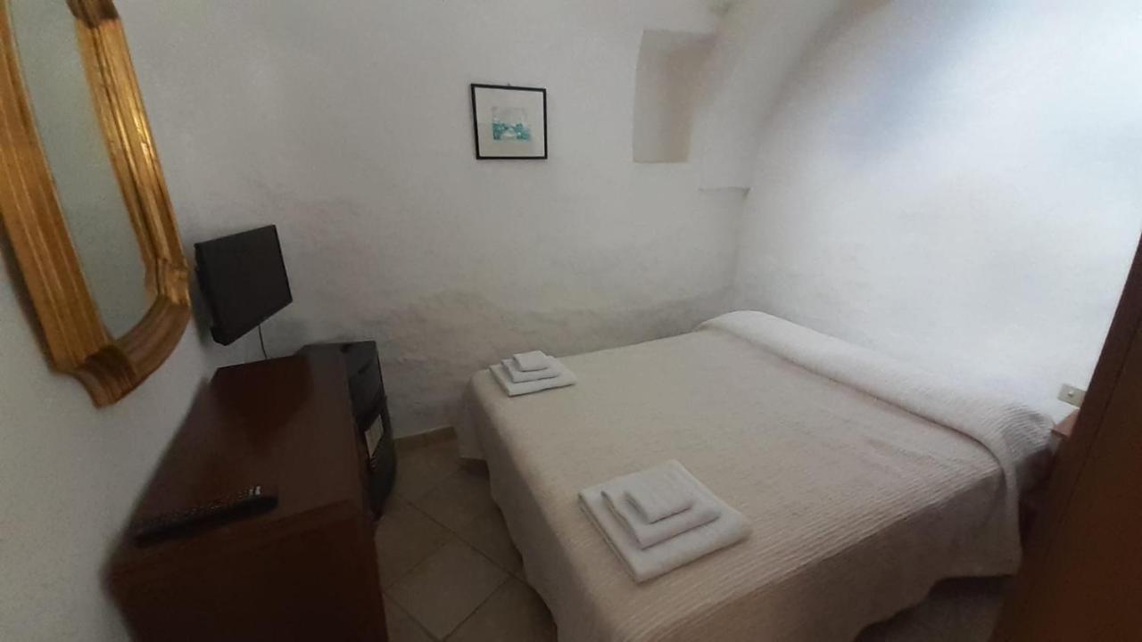 Trullo Alberobello Vacanze Desa 2 Exterior photo